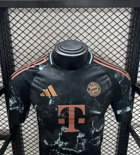 Maillot de foot extérieur Bayern Munich version joueur 2024/2025  — view 3