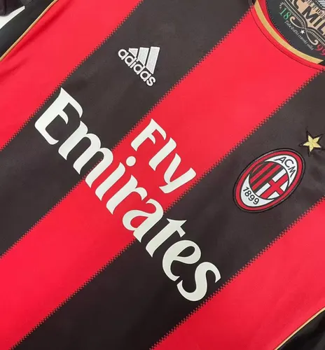Camiseta de fútbol local retro del AC Milan 2010-2011  — view 4