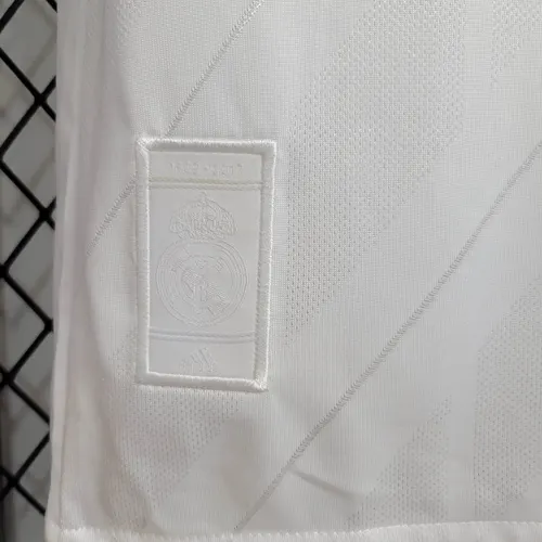 2017/2018 Retro Langarm Real Madrid Heim — view 8