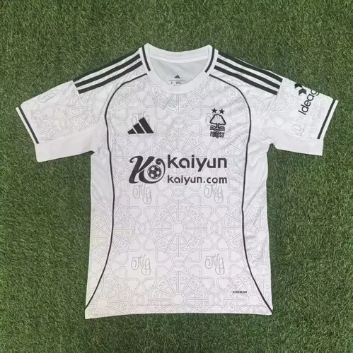 Camisa de Futebol Fora Nottingham Forest 2025/2026  — view 1
