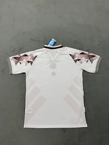 2025/2026 Bayern München Sonderedition weißes Fußballtrikot  — view 2