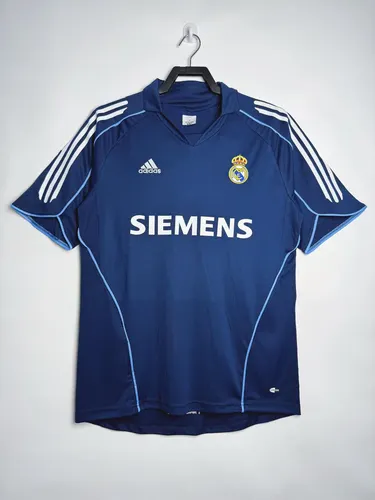 2005/2006 Retro Real Madrid Camiseta de Fútbol Visitante  — view 1