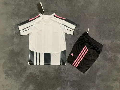 2025/2026 Juventus Home Football Jersey  Kids Size — view 2