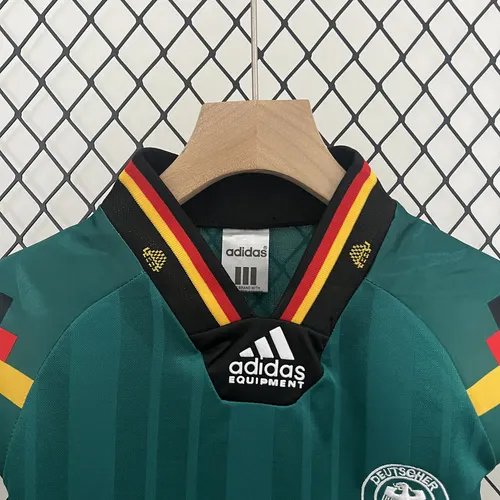 1992 Retro Deutschland Auswärts-Fußballtrikot AAA Fan-Qualität Kindergröße — view 7