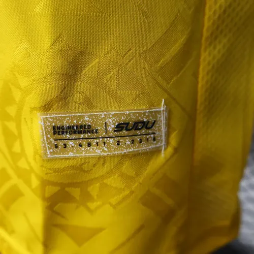 2025/2026 Spielerversion Wolverhampton Wanderers Heim Fußballtrikot  — view 9