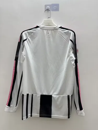 2025/2026 Langarm Juventus Heim-Fußballtrikot  — view 2
