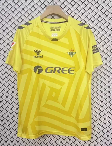2025/2026 Real Betis Goalkeeper Yellow Football Shirt  — view 1