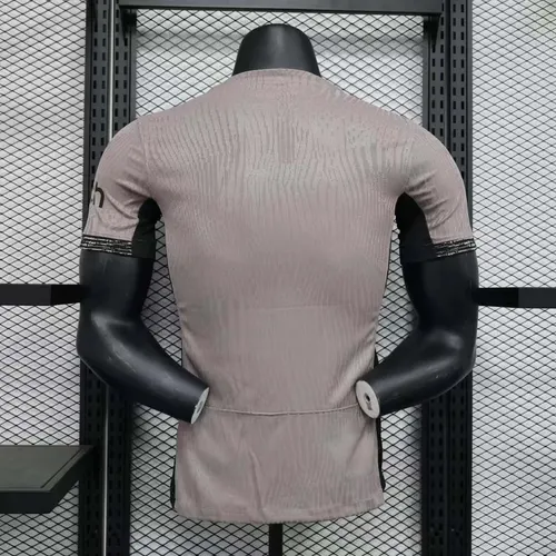 2023/2024 Spielerversion Tottenham Drittauswärtsfußballtrikot  — view 2