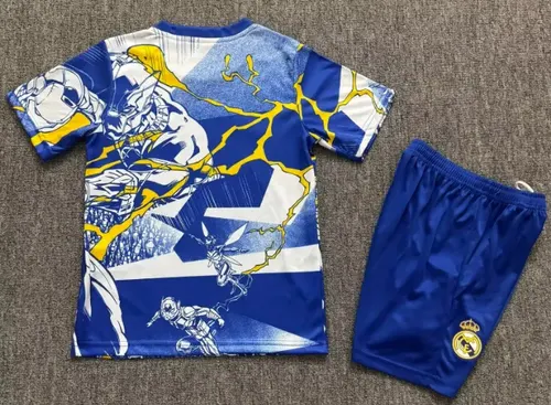 Camisa de Futebol Real Madrid Colaboração Marvel 03 2025/2026  Tamanho Infantil — view 2