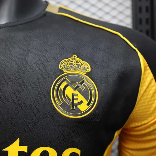 2025/2026 Player Version Real Madrid Special Edition Black and Gold Football Jersey  — view 5