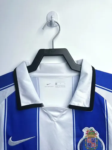 2003/2004 Retro Porto Home Football Shirt  — view 3