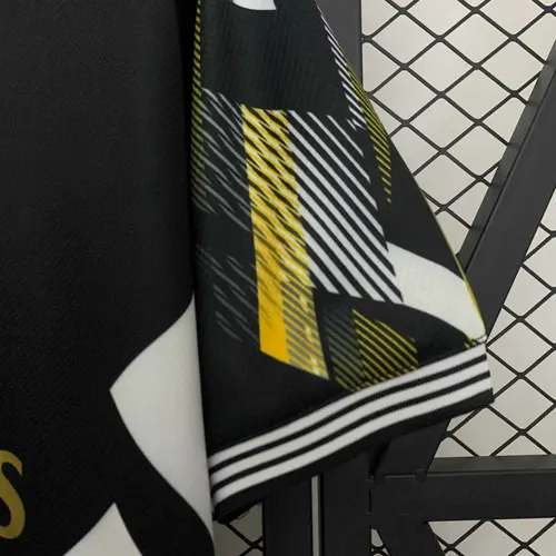 2025/2026 Real Madrid Special Edition 08 Football Shirt  — view 6