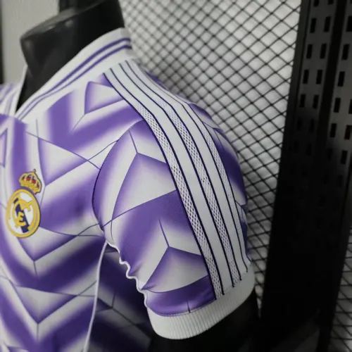 Camisa de Futebol Versão Jogador Real Madrid Edição Especial 53 2025/2026  — view 7