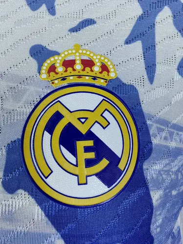 2025/2026 Spielerversion Real Madrid Vorbereitungsspiel Sonderedition Fußballtrikot  — view 4