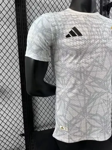 2024/2025 Spielerversion Real Madrid Sonderedition Trikot 04 — view 6