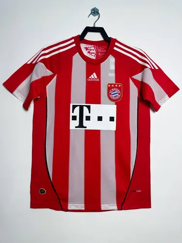 2010-2011 Retro Bayern Munich Home Football Jersey  — view 1