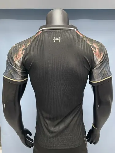 2025/2026 Maillot de football édition spéciale Liverpool version joueur landaise — view 2