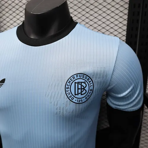 2025/2026 Version Joueur Germany 125e Anniversaire Édition Bleu Ciel Maillot de football  — view 5
