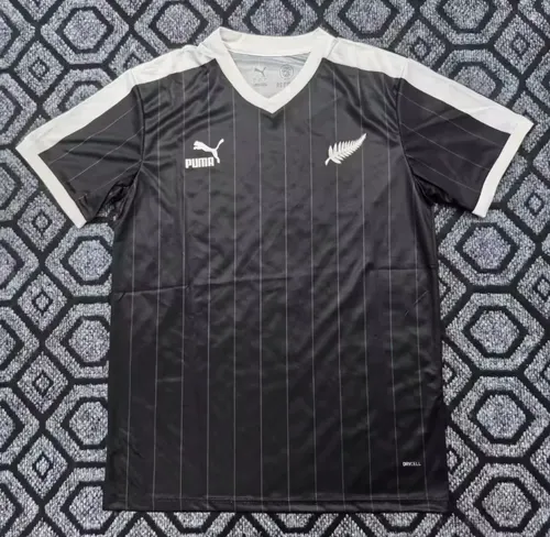 Camisa de Futebol Nova Zelândia Visitante 2025  — view 1