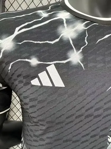 2024/2025 Real Madrid Spielerversion Sonderedition Trikot — view 5