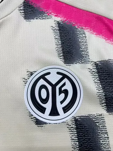 Camiseta Tercera Visitante del FSV Mainz 05 2025/2026  — view 5