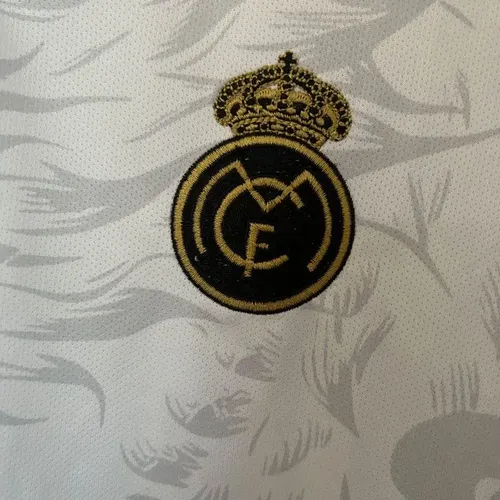 2025/2026 Real Madrid Charizard Football Jersey  — view 4