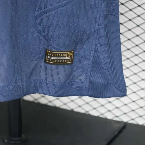 2023/2024 Spielerversion Tottenham Auswärtsfußballtrikot  — view 7