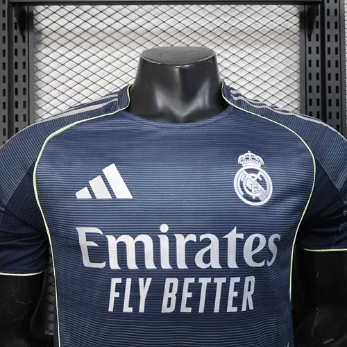 2025/2026 Maillot Extérieur Version Joueur Real Madrid  — view 3