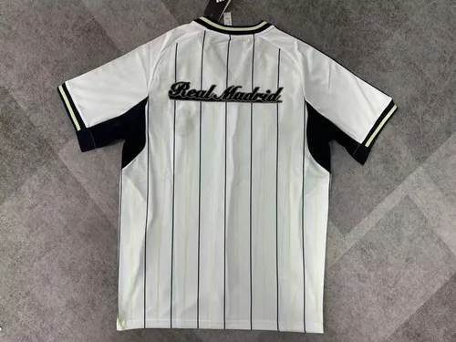 2025/2026 Real Madrid Camiseta de Fútbol Casual  — view 2