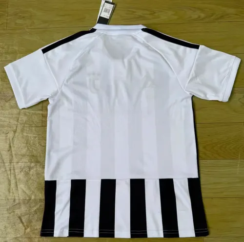 2026/2027 Juventus Heim Fußballtrikot   — view 2