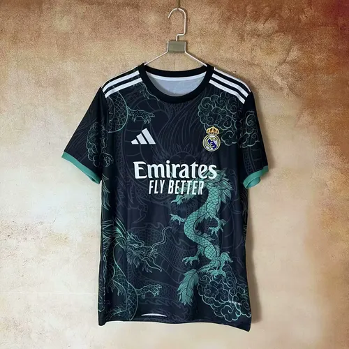 2025/2026 Maillot de football édition spéciale Real Madrid dragon noir-vert landaise — view 1