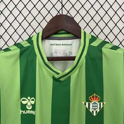 Camisa de Futebol Edição Especial Real Betis 2024/2025  — view 3