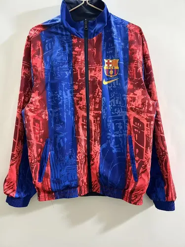 2025/2026 Barcelona Doppelseitig Windbreaker Fußballtrikot   02 — view 2