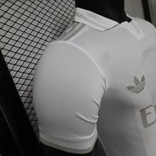 2026/2027 Player Version Real Madrid 125th Anniversary Edition White Football Jersey   — view 3