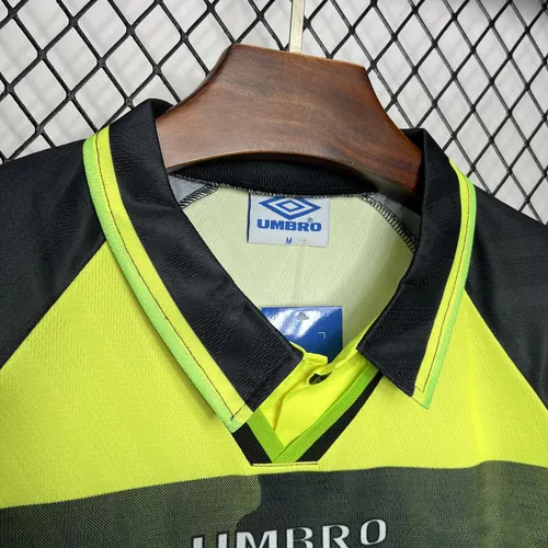 1996/1997 Retro Celtic Home Football Shirt  — view 4