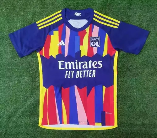 2023/2024 Lyonnais Drittauswärts Fußballtrikot  — view 1