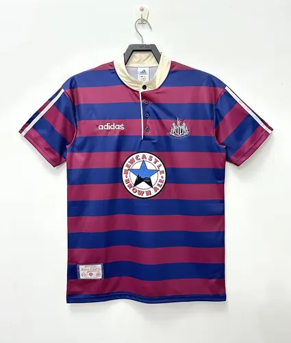 Maillot de football extérieur rétro 1995/1997 Newcastle United  lande