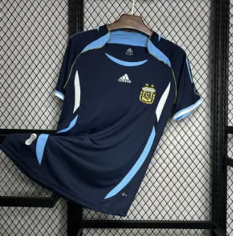 2006 Retro Argentinien Nationalmannschaft Auswärts-Fußballtrikot AAA Fan-Qualität — view 3