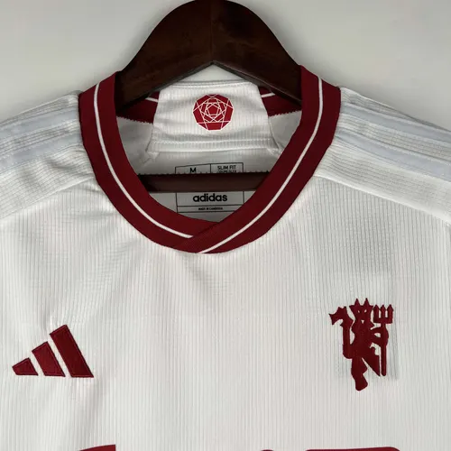 2023/2024 Manchester United Third Away Football Shirt  — view 3