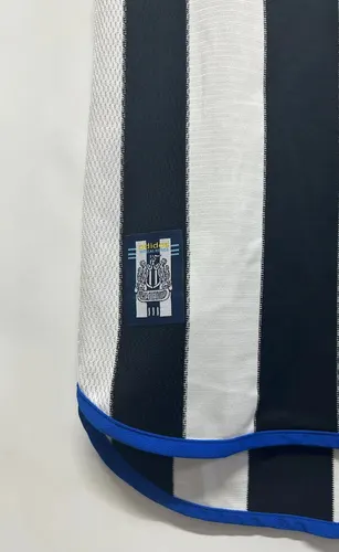 2000-2001 Retro Newcastle United Home Soccer Jersey  — view 8
