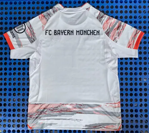2025/2026 Camiseta de Fútbol Visitante del Bayern de Múnich  — view 2