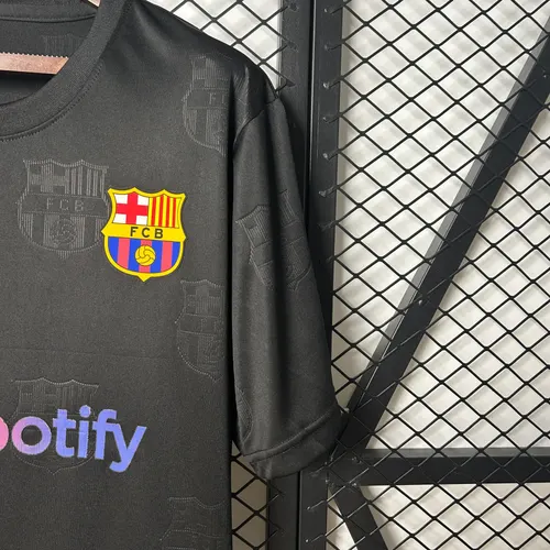 Maillot de football édition spéciale Barcelona Black Team Chapter 2025/2026  — view 8