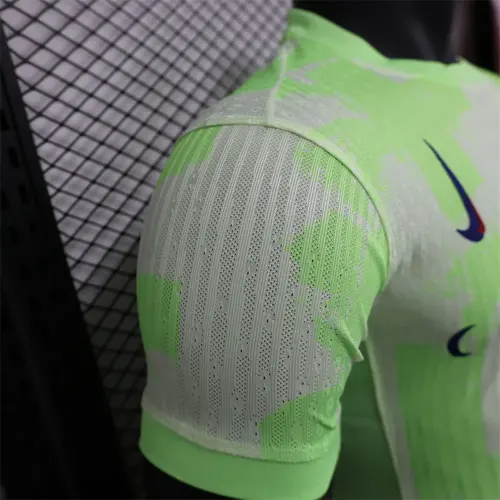 2024/2025 Spielerversion Barcelona Drittauswärts Coldplay Moon Music Trikot  — view 6