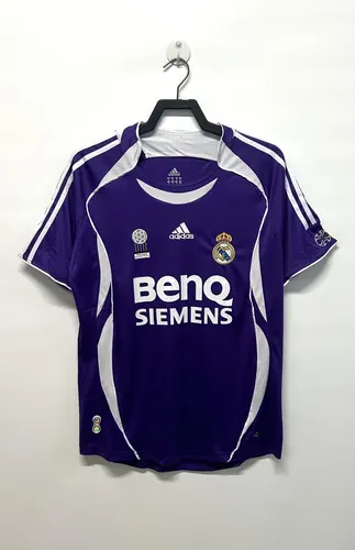 2006/2007 Retro Real Madrid Visitante Camiseta de Fútbol  — view 1