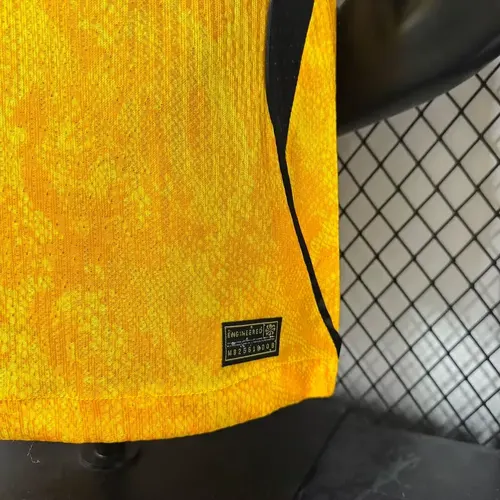 2026/2027 Player Version Barcelona Goalkeeper Football Jersey   — view 10