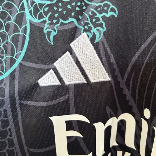 2025/2026 Real Madrid Drachenmuster Trainingskleidung Fußballtrikot  — view 4