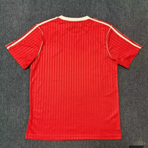Maillot édition spéciale Manchester United 2025/2026 01 Football Shirt  — view 2