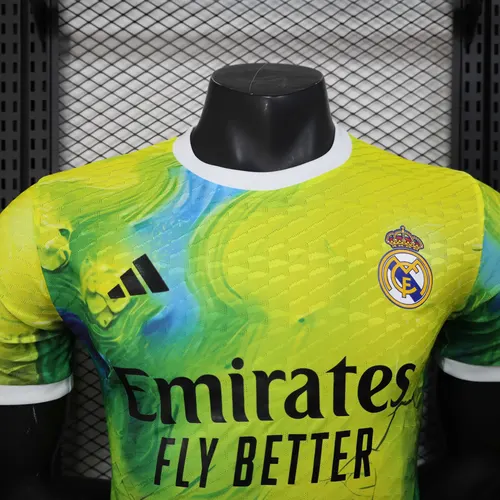 2025/2026 Version Joueur Real Madrid Édition Spéciale 20 Maillot de Football  — view 3