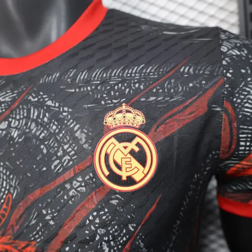 قميص كرة قدم ريال مدريد إصدار خاص 30 نسخة اللاعب 2025/2026 جودة تايلاندية — view 5