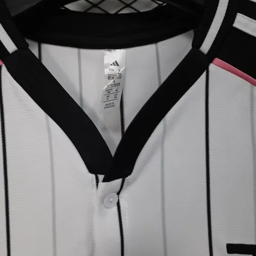 2025/2026 Juventus Buttons Sonderedition Weiß Fußballtrikot   — view 5
